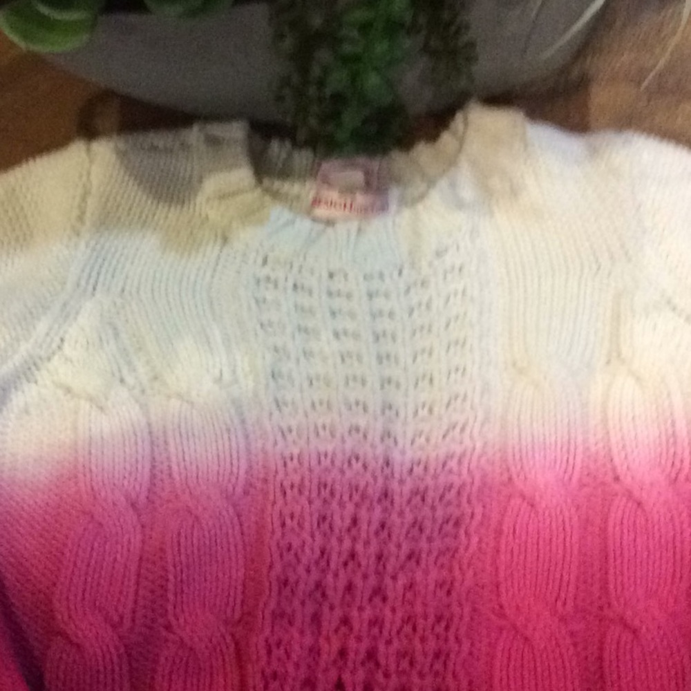 Sweter - Picture 2 of 3